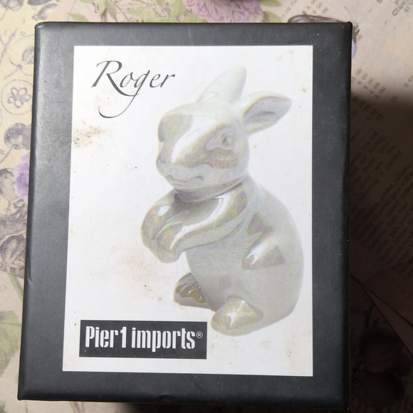 Pier 1 Imports Glossy White Bunny Figurine - Picture 1 of 4